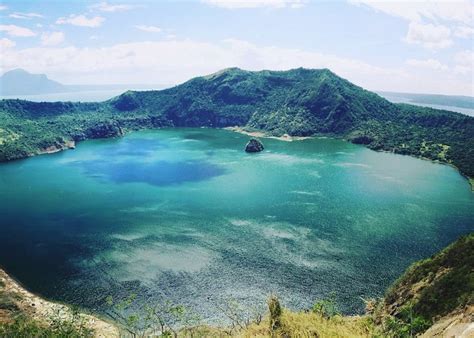 Calabarzon Region Beach Resorts .